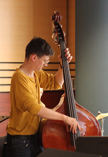 Double bass student